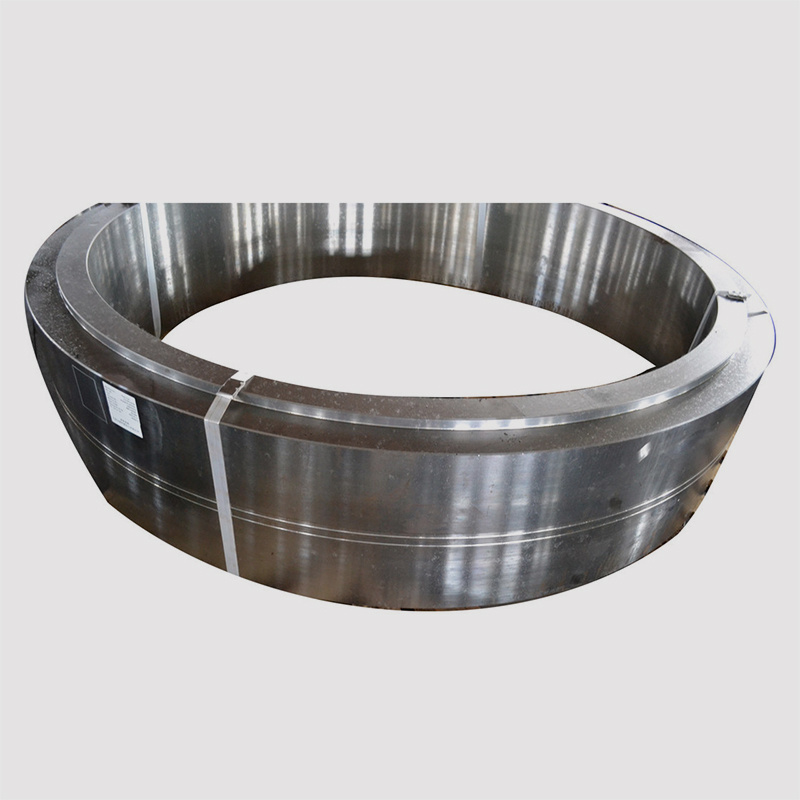 Anello in acciaio forgiato a caldo di grandi dimensioni da 1500 mm Anello laminato senza saldatura per forgiatura resistente SAE 1045 e 4340