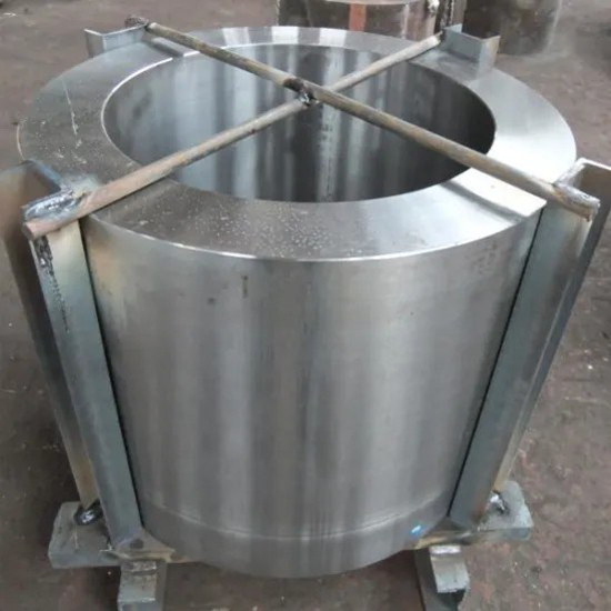 Manicotto del motore a turbina in acciaio forgiato lucidato di precisione AISI 4140 42CrMo4